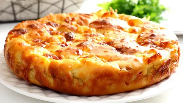 Пирог заливной с капустой и картошкой