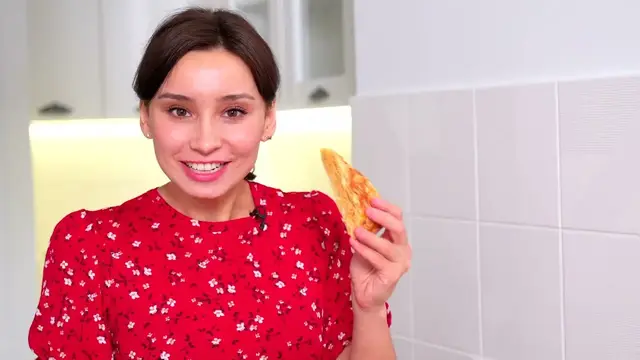Очень вкусный, простой и быстрый пирог из слоеного теста с миндалем
