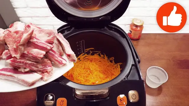 Капуста с мясом в мультиварке
