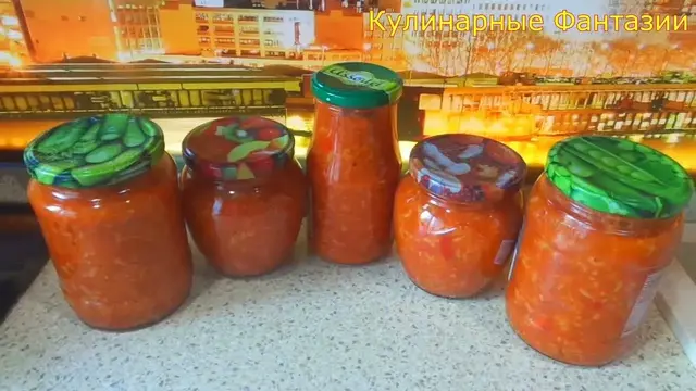 Необыкновенно вкусный овощной салат с рисом на зиму