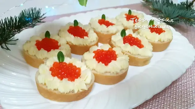Праздничные бутерброды с икрой