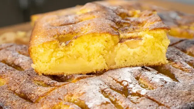 Нереально вкусный, нежный и мягкий яблочный пирог
