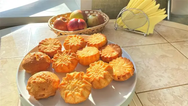Супер нежные кексы с яблоками