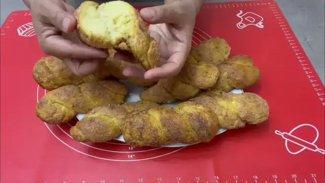 Творожные булочки с корицей