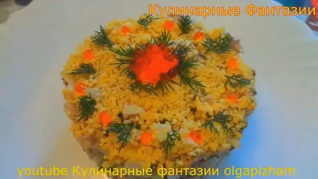 Рыбный салат из консервированной сайры