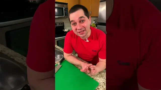 Жареные чесночные креветки