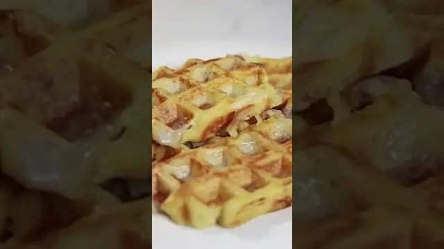 Картофельные вафли с сыром