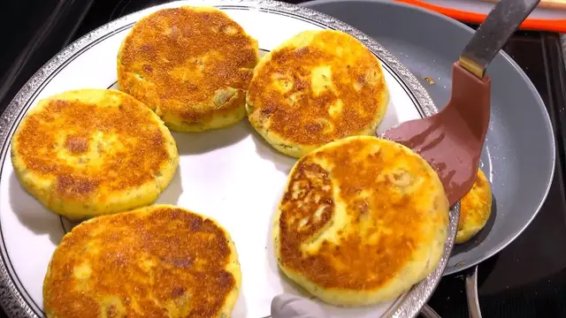 Пышные сырники из творога - без муки, манки и крахмала