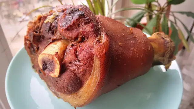 Рулька в пиве по Баварски