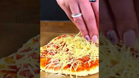 Простая и вкусная пицца за 1 минуту