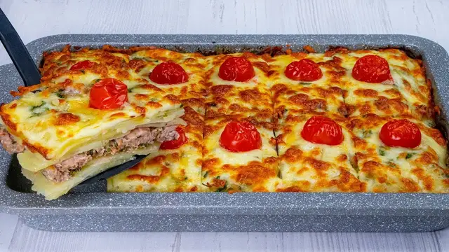 Вкусная картошка с мясным фаршем в духовке
