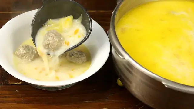 Сырный суп с фрикадельками