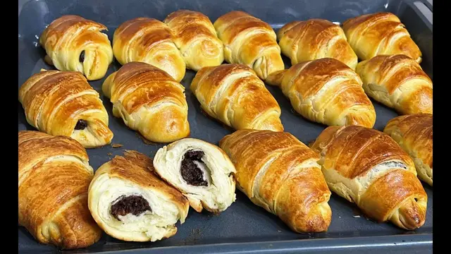 Слоёные круассаны с шоколадом