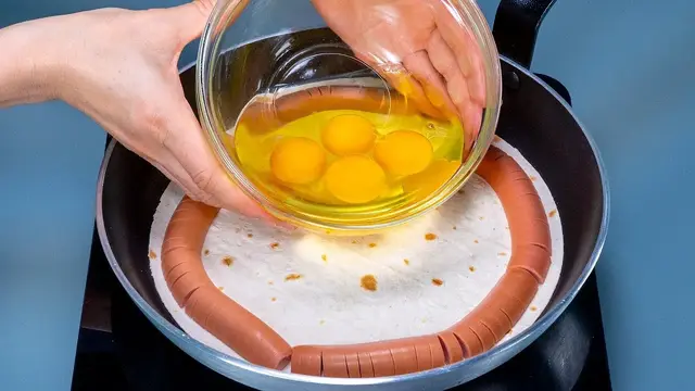 Глазунья на лаваше