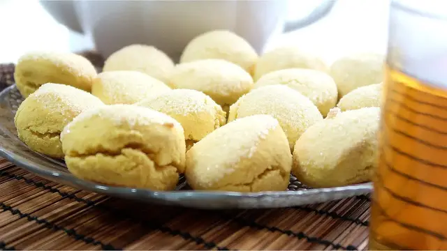 Кукурузное печенье на сметане