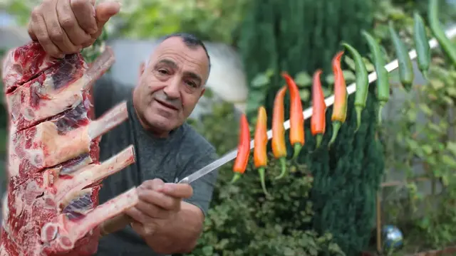 Сытный шашлык из говяжьей корейки