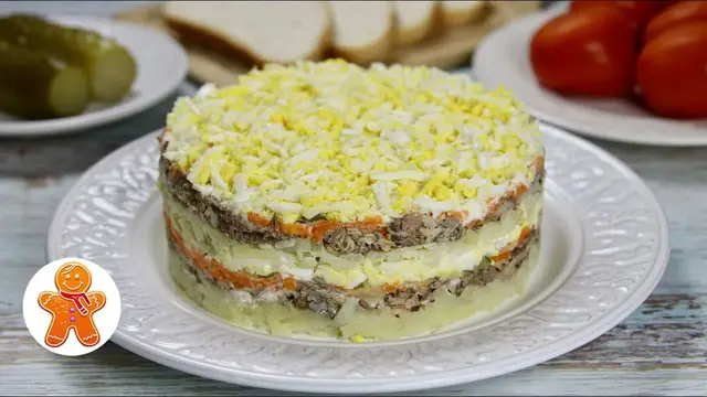 Слоеный рыбный салат 
