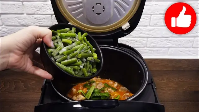 Фасоль с курицей в мультиварке