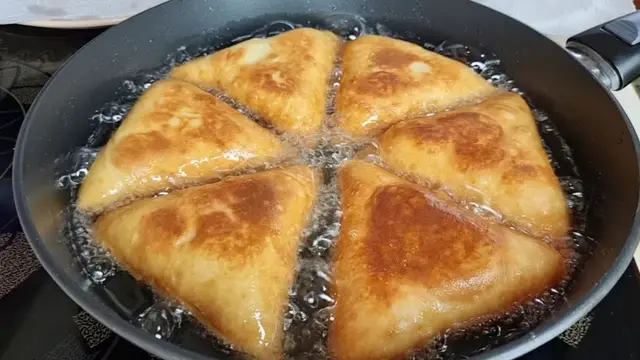 Жареные пирожки с картошкой