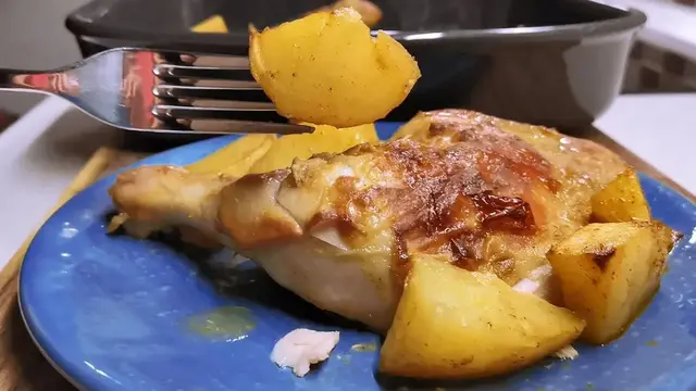 Ужин из курицы с картошкой 