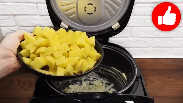 Картошка с рыбой в мультиварке на каждый день