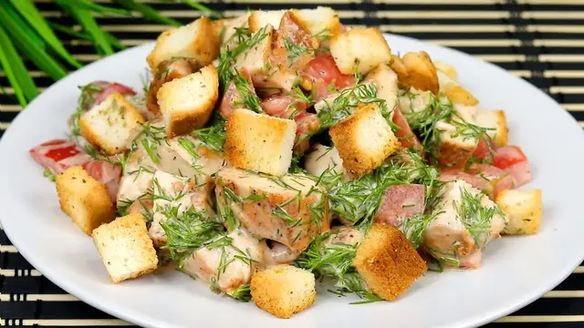Салат с курицей