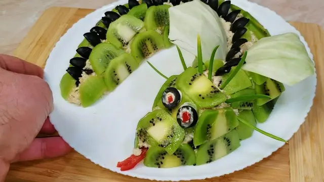 Очень вкусный салат "Дракоша"