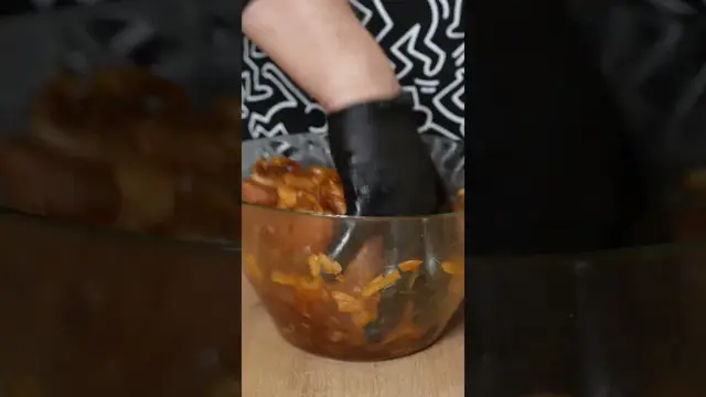 Сочный и мягкий шашлык в духовке