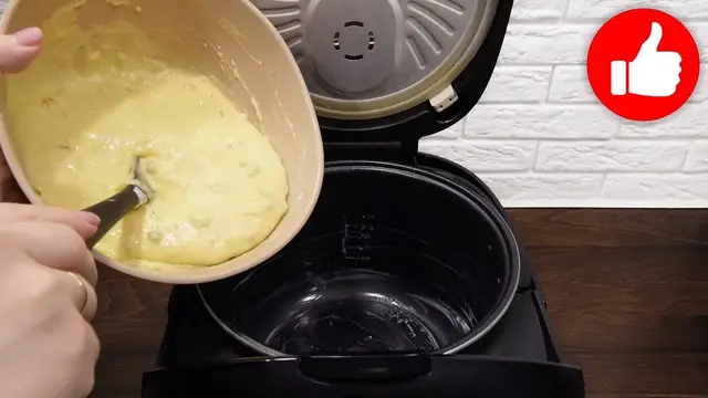 Домашний кекс на соке в мультиварке