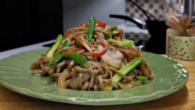 нереально вкусные макароны с грибами