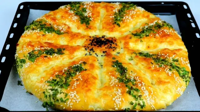 Пирог с сыром и зеленью 