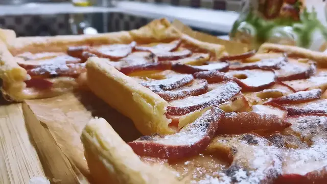 Пирог Яблоки на тесте