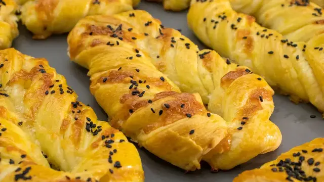 Воздушные булочки с сыром