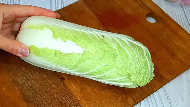 Салат за 2 минуты из пекинской капусты
