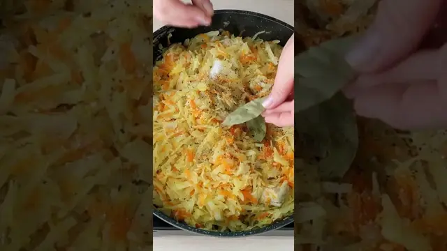 Тушеная капуста с мясом