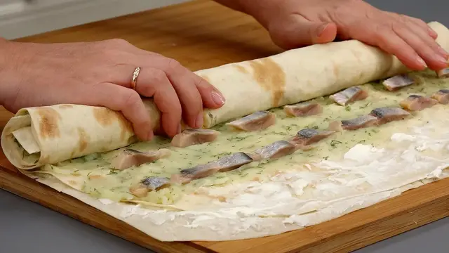 Лёгкие и вкусные закуски из селедки
