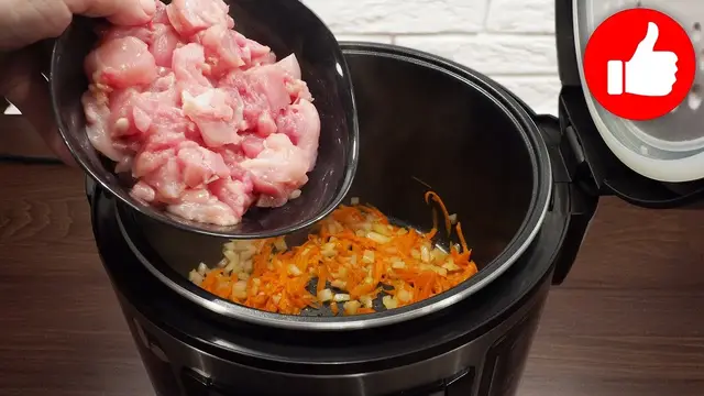 Курица с нутом в мультиварке