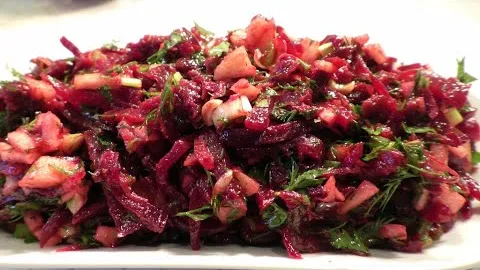 Вкусный салат из свеклы на каждый день 