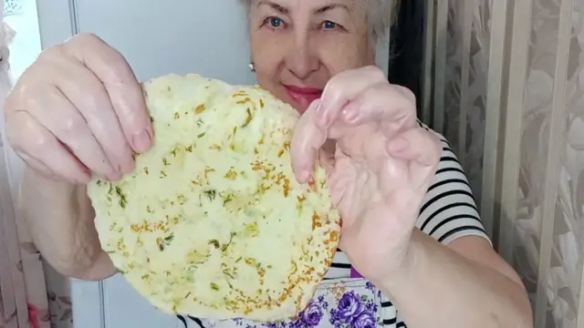 Тонкие блинчики из кабачков