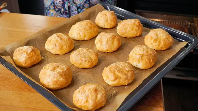 Хрустящие сырные булочки