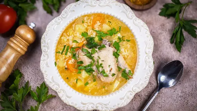 Куриный суп в афганском казане