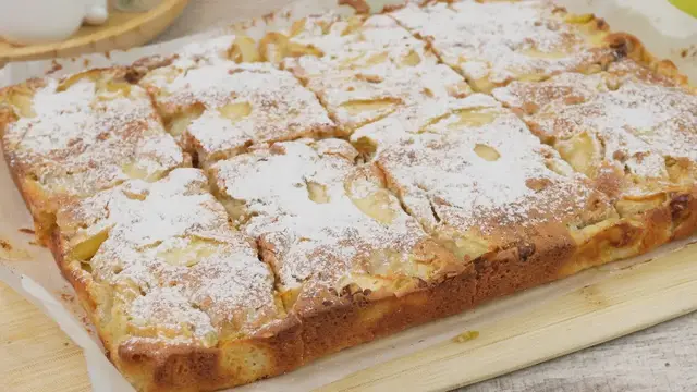 Воздушный яблочный пирог к чаю