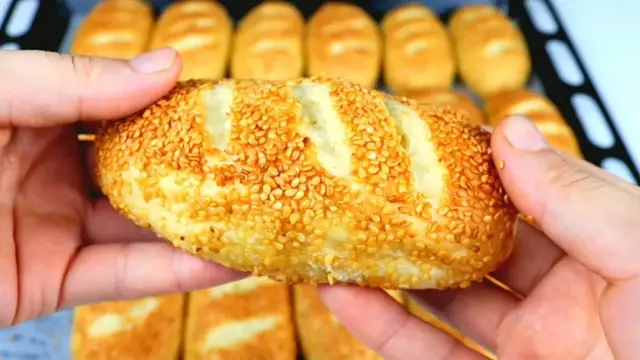 Вкусные булочки с сыром