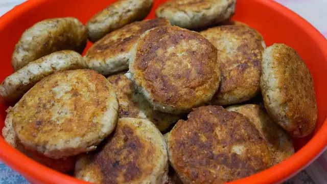 Куриные котлеты без яиц и хлеба