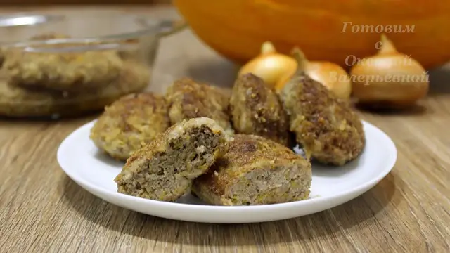 Сочные мясные котлеты с тыквой