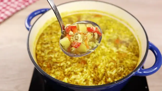 Легкий суп с курицей