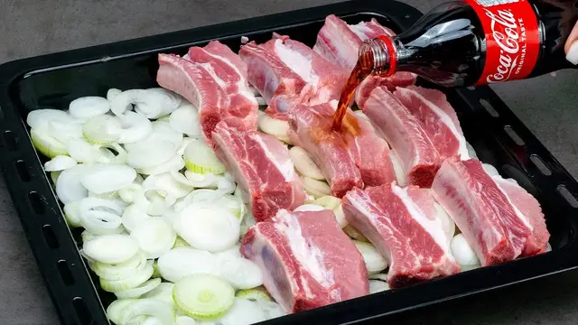 Вкусный ужин из свиных ребрышек
