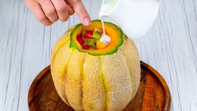 Полезный и освежающий десерт из дыни