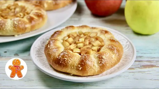 Вкусные яблочные розанчики