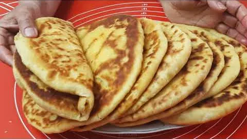 Хачапури с сыром на сковороде